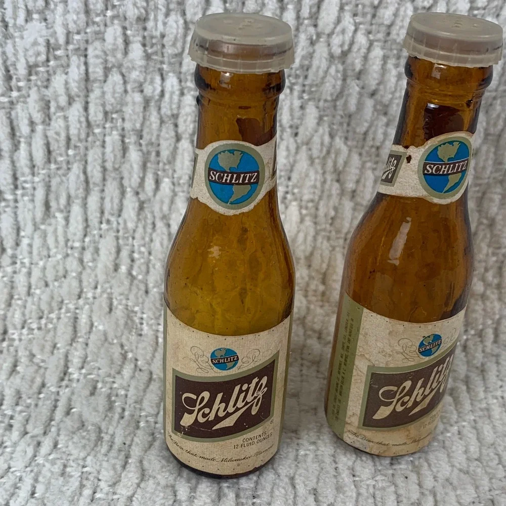 Vintage Schlitz Beer Miniature Bottles Amber Glass Salt‎ Pepper Shakers 1957